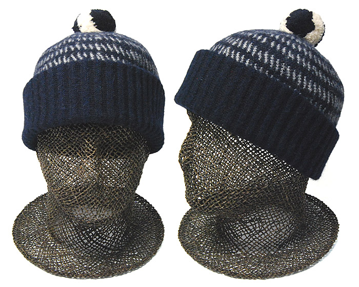 cableami ケーブルアミ ボンボン付きアルパカニットキャップ 着用イメージ