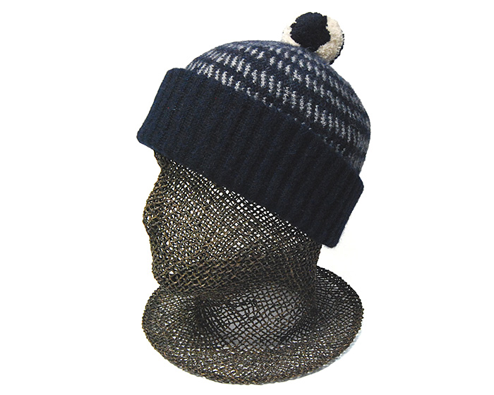 cableami ケーブルアミ ボンボン付きアルパカニットキャップ