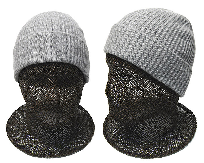 ジョンストンズ カシミアニット帽 着用イメージ